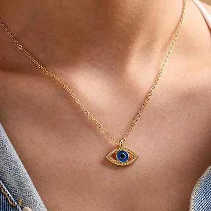 Clever Eye Necklace